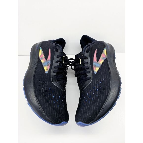 Brooks Men 10 Comfy footwear - Picture 8 of 13